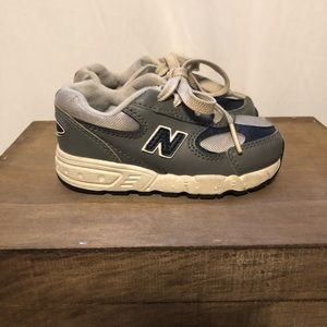 New Balance 498 Sneakers